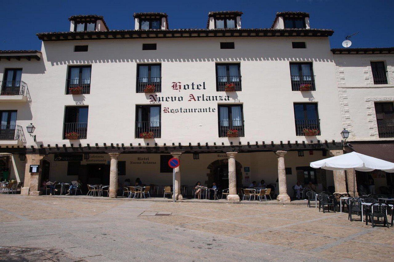 Hotel Nuevo Arlanza โกวาร์รูเบียส ภายนอก รูปภาพ