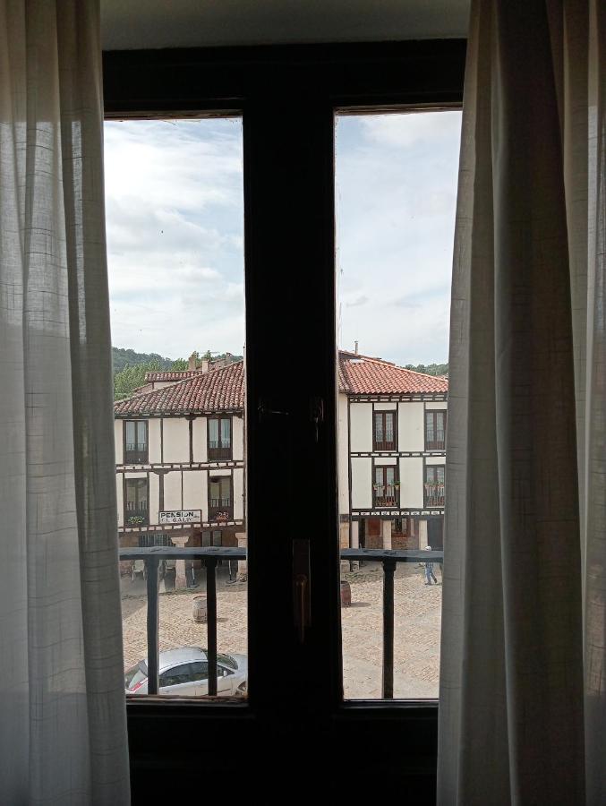 Hotel Nuevo Arlanza โกวาร์รูเบียส ภายนอก รูปภาพ