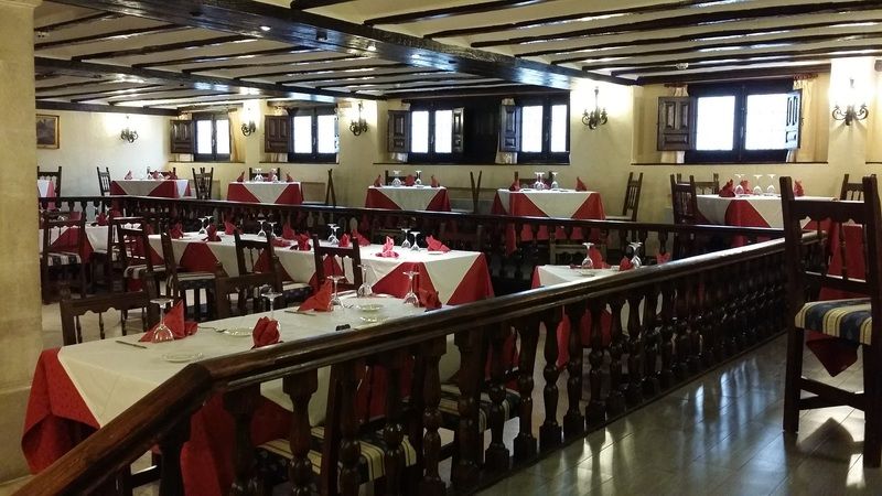 Hotel Nuevo Arlanza โกวาร์รูเบียส ภายนอก รูปภาพ